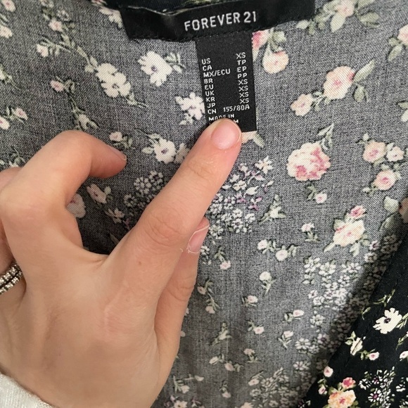 Forever 21 Black Floral Mini Dress XS - Picture 4 of 6
